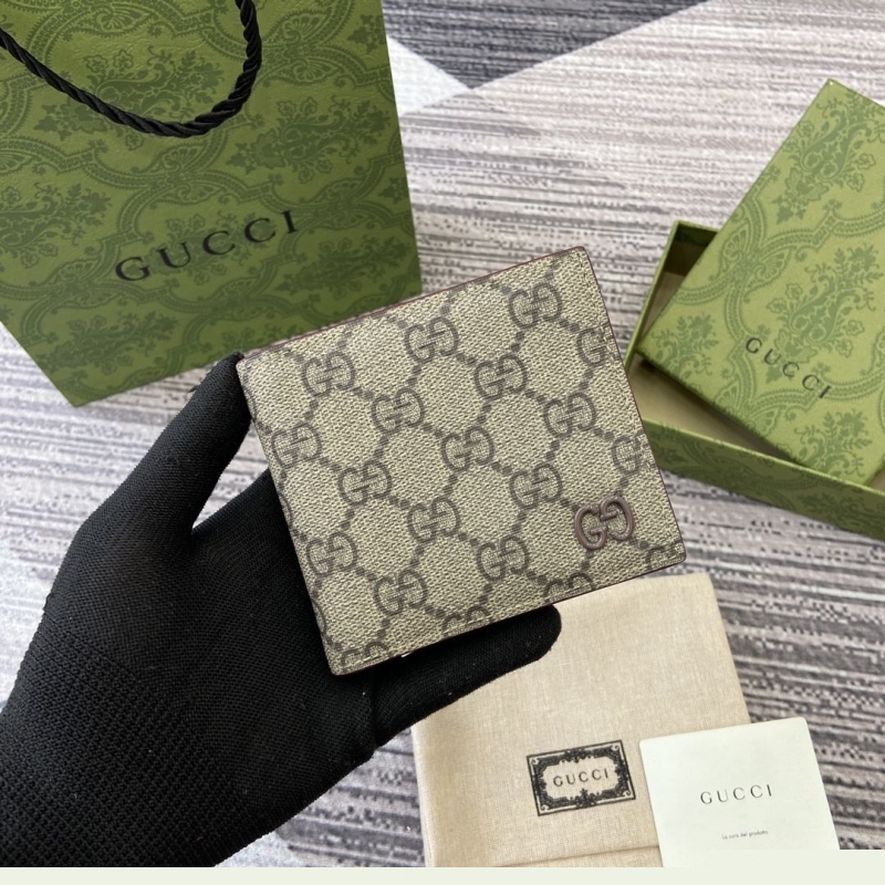 G*u*i wallets & purse